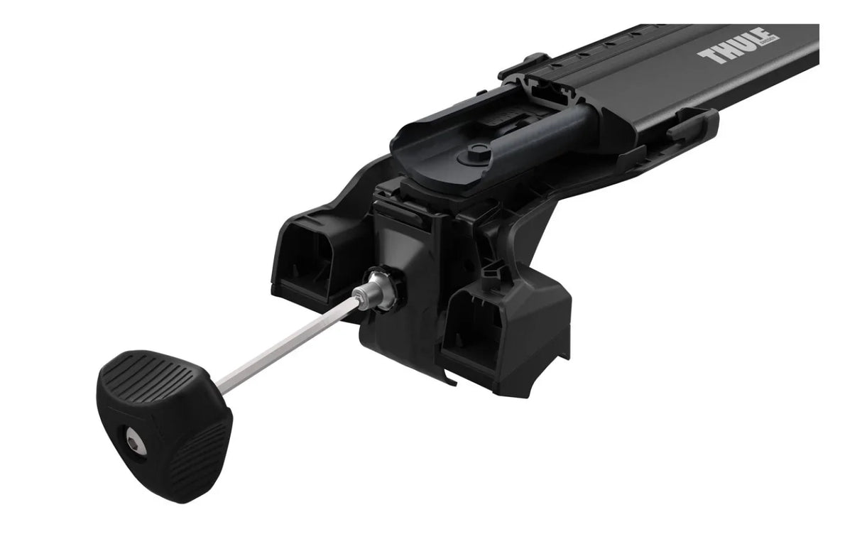The SUBARU Outback 5-dr Estate, 2009 - 2014 Thule WingBar Edge roof rack uses a torque key for correct fitting