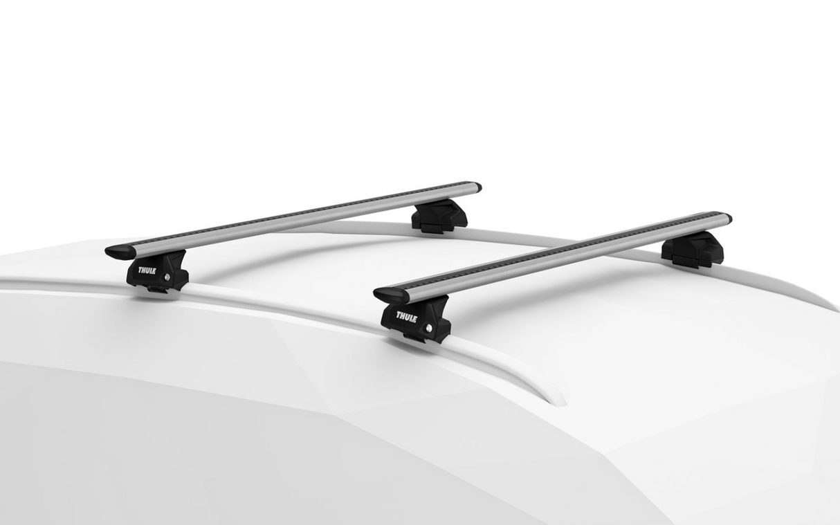 HYUNDAI Grand Santa Fe 5-dr SUV, 2013 - 2018 Roof Rack with Thule WingBar Evo bars and 7106 Flush Rail Foot Pack